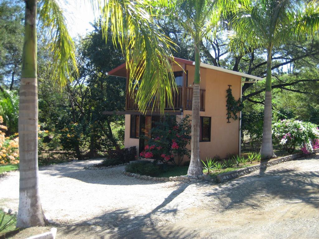 Royal Heights Hotel Jicaral Szoba fotó