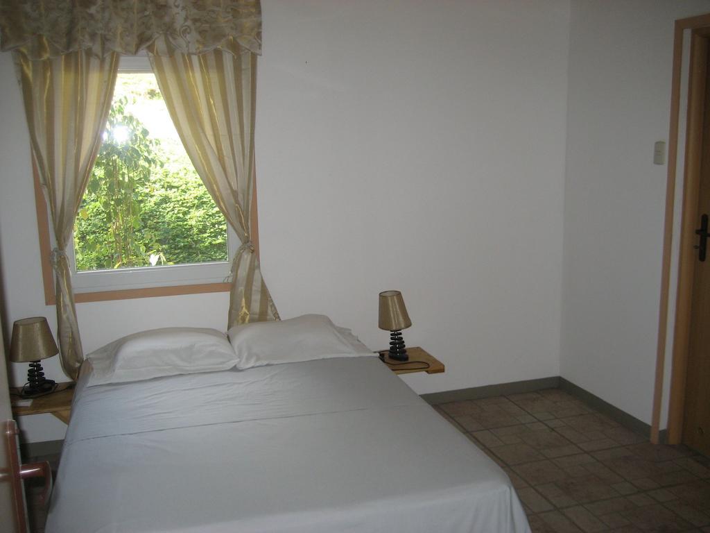 Royal Heights Hotel Jicaral Szoba fotó