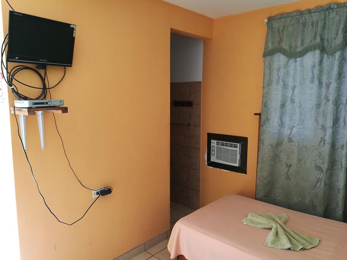 Royal Heights Hotel Jicaral Kültér fotó